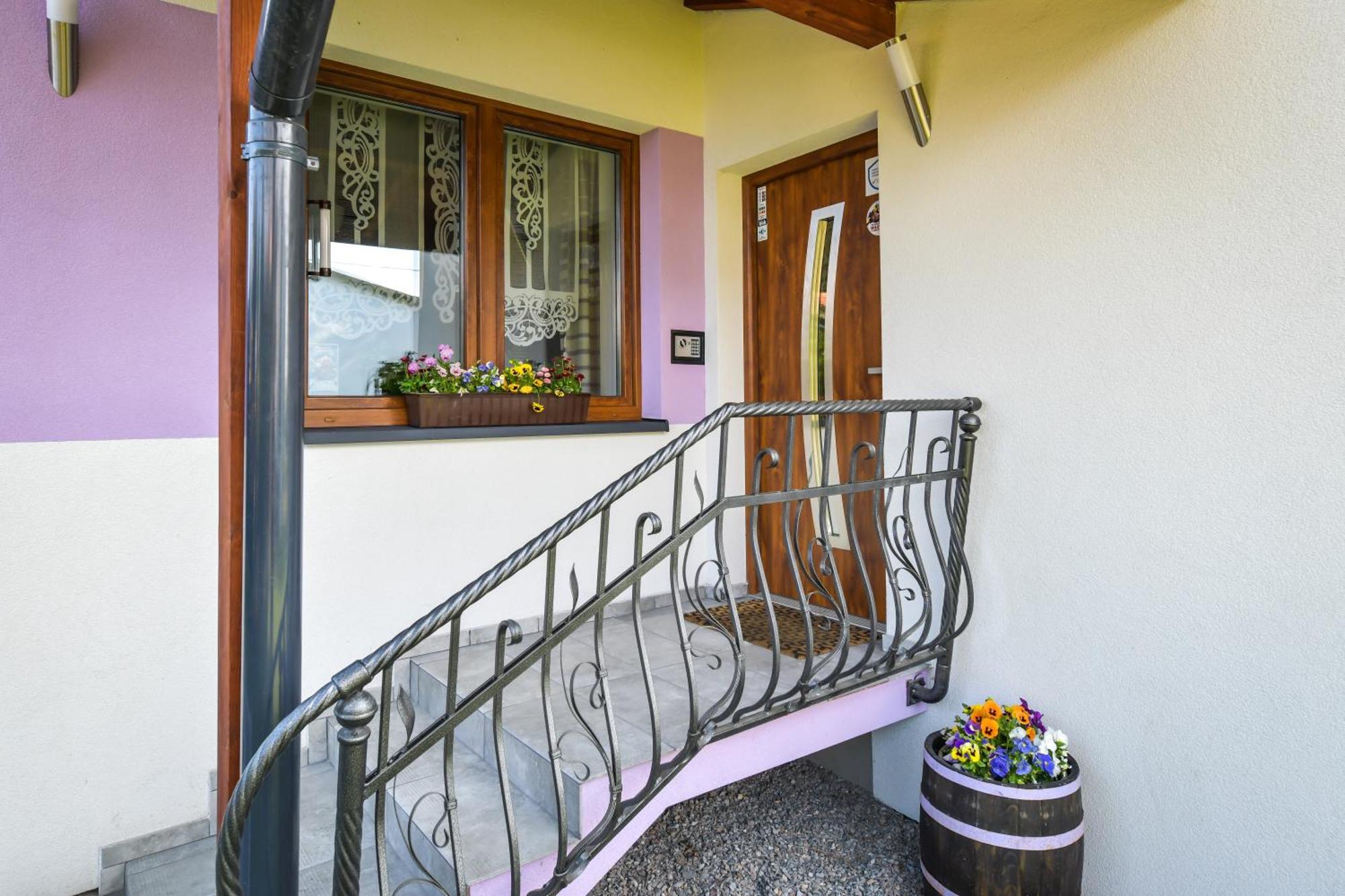 Lawendowy Domek Zator Przeciszow Exterior foto